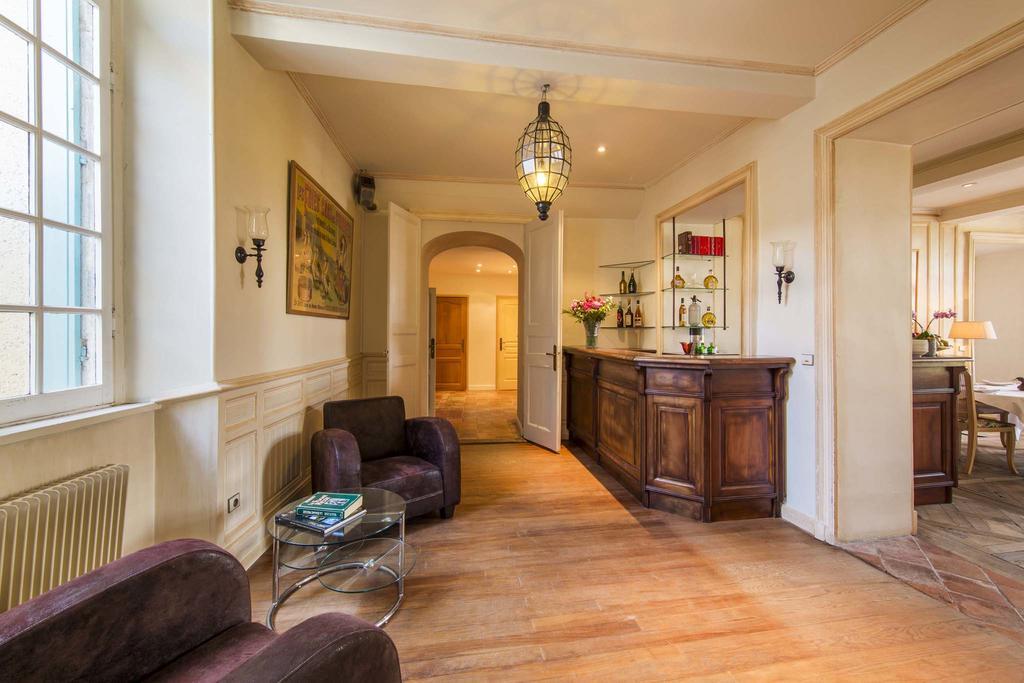 Les Trois Lys Hotel Condom Bagian luar foto